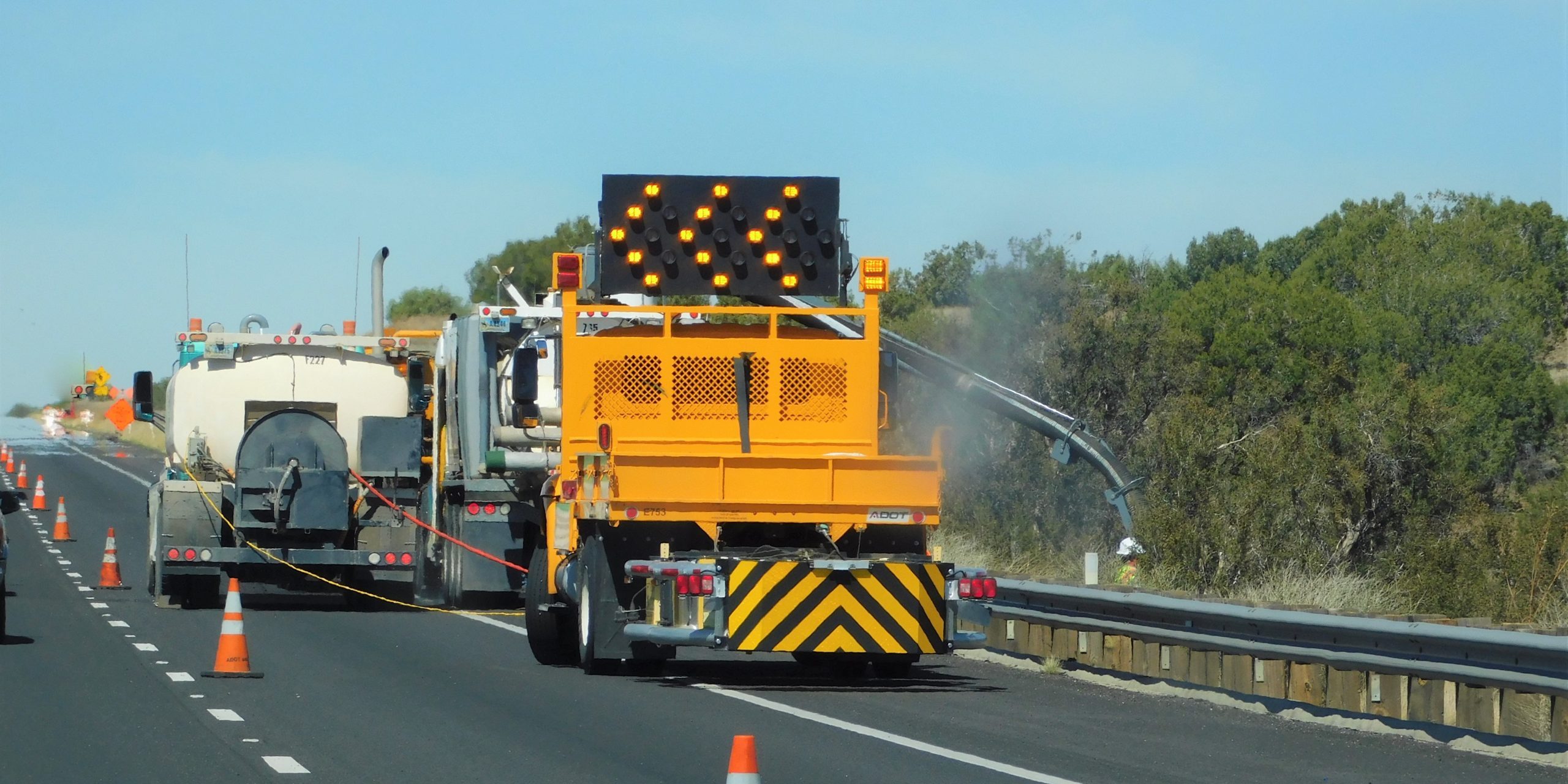 traffic-and-traffic-cones-95G99RD traffic-and-traffic-cones-95G99RD